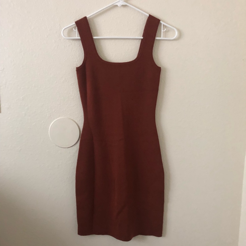 Women’s dress - Picture 1 of 13